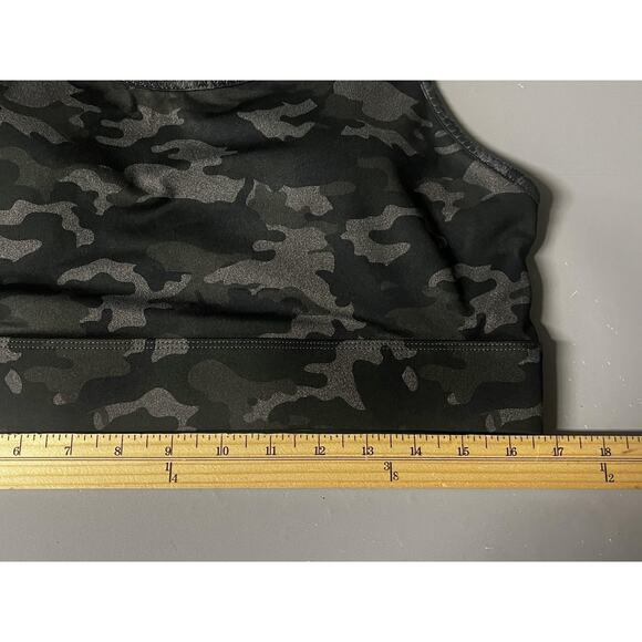 Fabletics Sports Bra Womens 2XL Camo Mila Medium Impact Racerback Athletic - Picture 7 of 7
